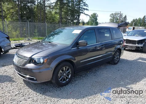 2016 Chrysler Town & Country S from USA, damaged, VIN 2C4RC1HG0GR138532